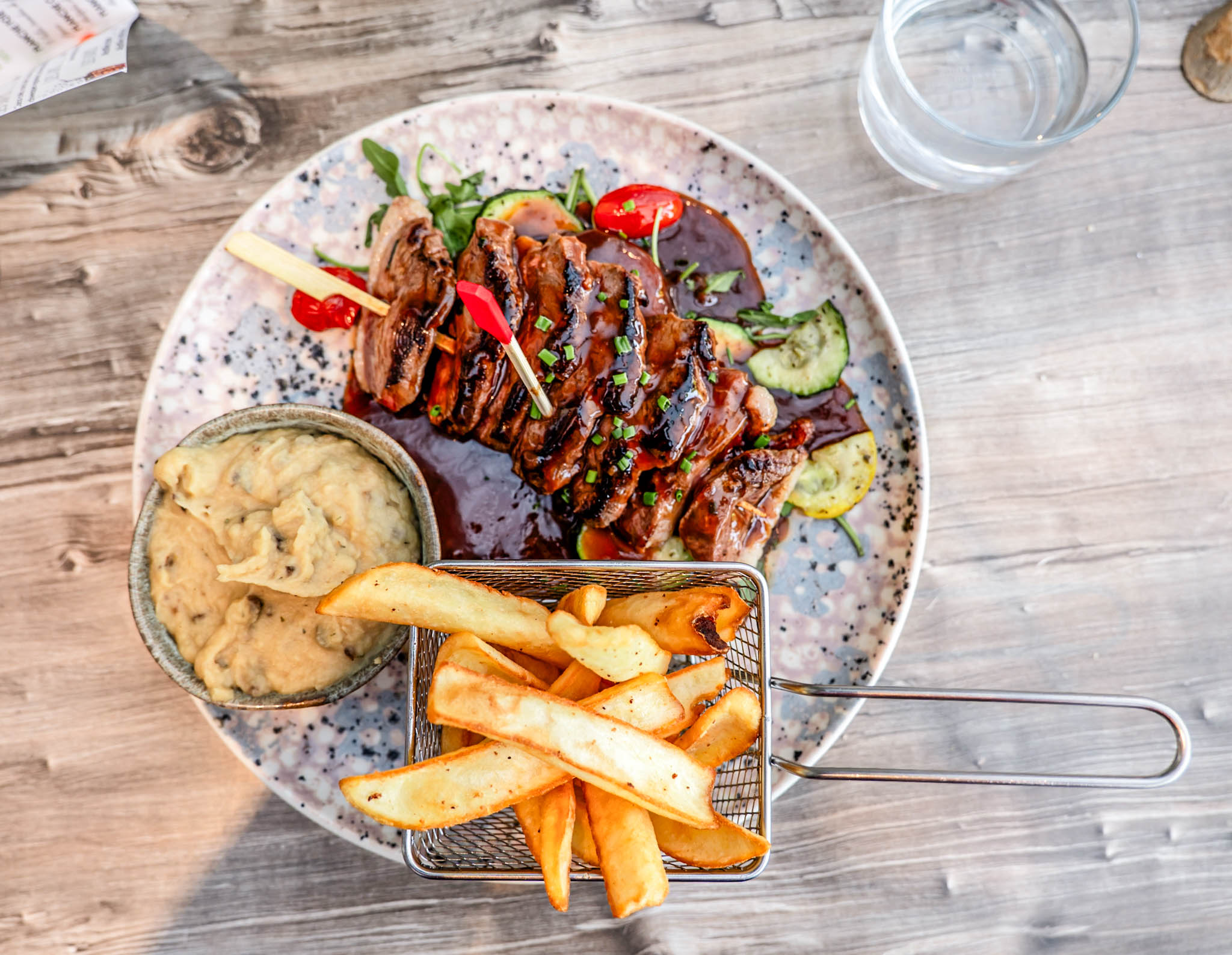 Camping Le Paradis Boire et Manger burger